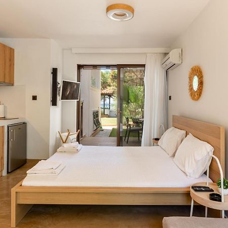 Alkis Guest House By Aegiankazarte Kapotidhes 外观 照片