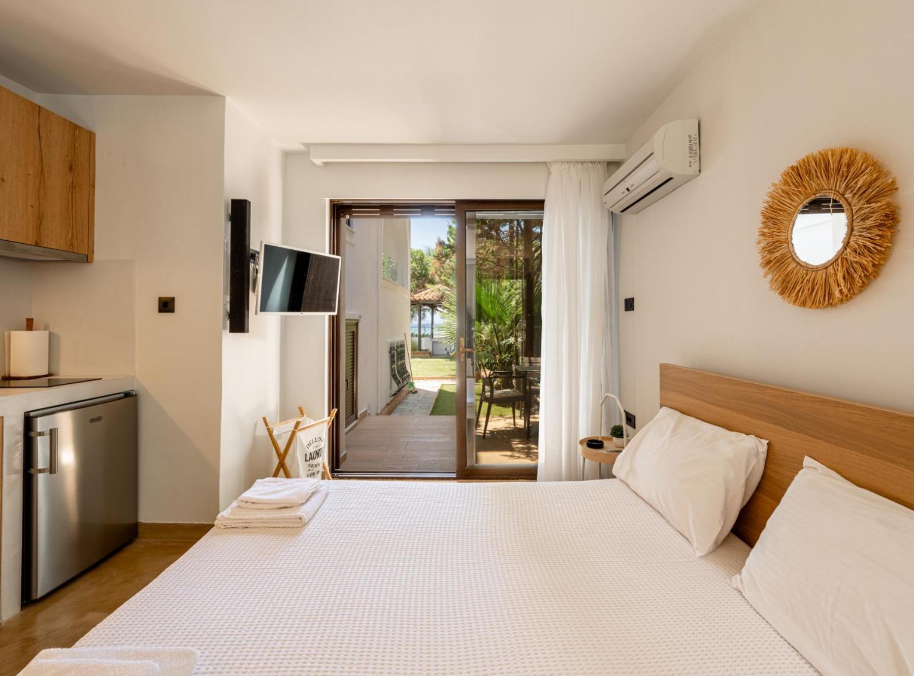 Alkis Guest House By Aegiankazarte Kapotidhes 外观 照片