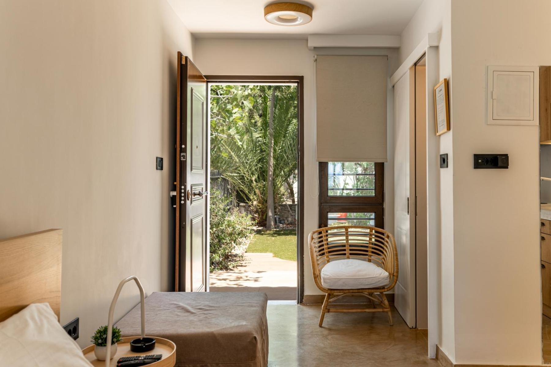 Alkis Guest House By Aegiankazarte Kapotidhes 外观 照片