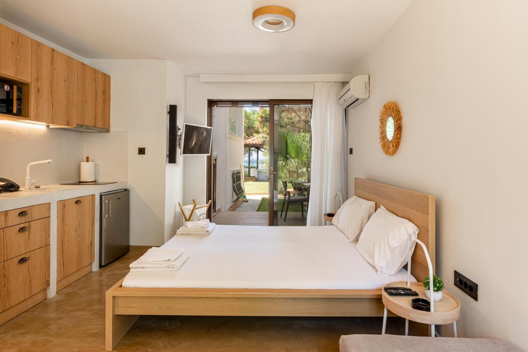 Alkis Guest House By Aegiankazarte Kapotidhes 外观 照片